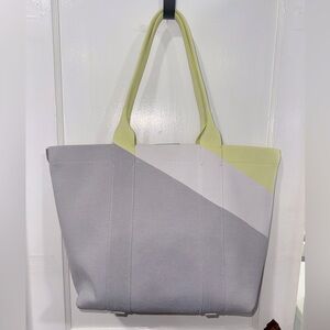 Gorgeous Rothys large shoulder bag